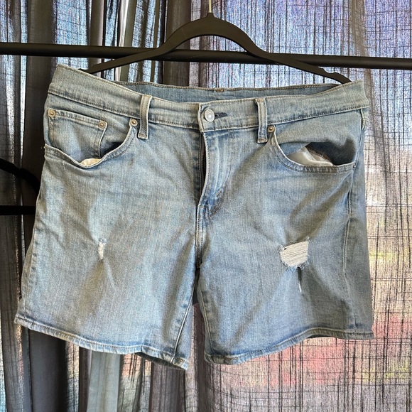 Levi's Pants - Levi’s shorts size 31 never worn!